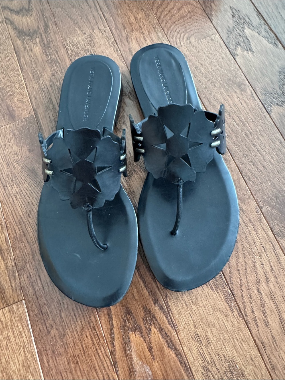 Vera Wang Lavender Label Black Floral Leather Thong Sandals